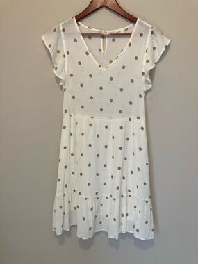 Mine Sz L Polka Dot V-Neck White Dress with Tan Spots. Bottom half lined